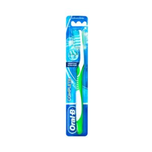 Oral-B Complete Toothbrush - Medium