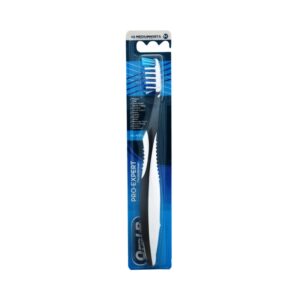 Oral-B CrossAction Toothbrush - Medium