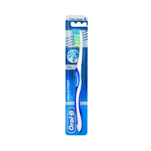 Oral-B Pro-Expert Extra Clean Toothbrush - Soft